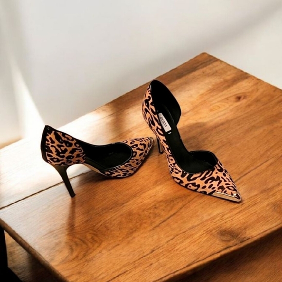 Guess Carrie Cheetah Print Suede Stilettos Custom Gold Toe Women's Size 6.5 - Picture 4 of 11